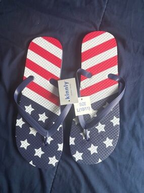 Men's Navy & Red Star Stripe Flip-Flops